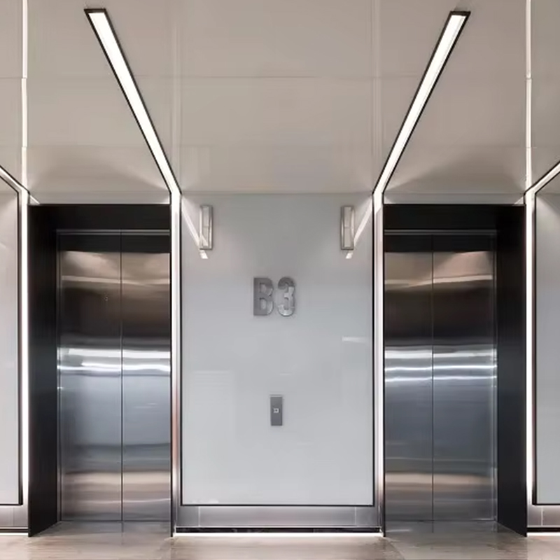 VTEP121 Hot Selling NV malli 6-8 henkilöä 630kg Vaihteeton AC Moderni Hissirakennus Matkustajahissi ruostumattomasta teräksestä PVC-lattialla
